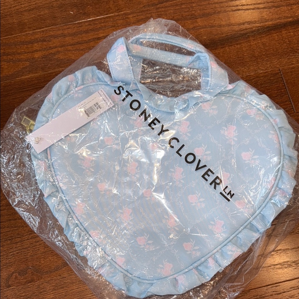 NWT Stoney Clover high tea printed ruffle heart tote